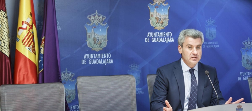 Alfonso Esteban presentó los presupuestos de Guadalajara