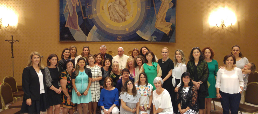 Papa y mujeres separadas de Toledo