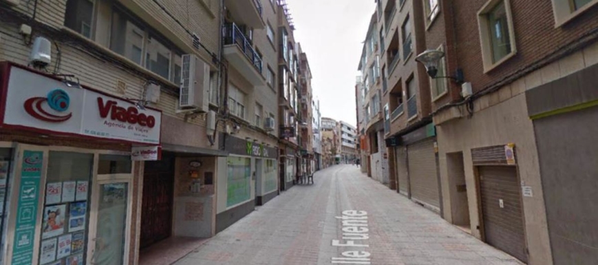 Calle La Fuente, donde se produjo el crimen machista en Puertollano